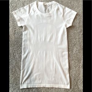 LuluLemon Swiftly Tech Short Sleeve Top